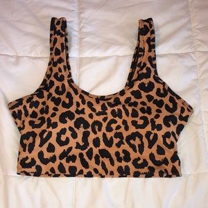 MED Balance Athletica Cheetah top